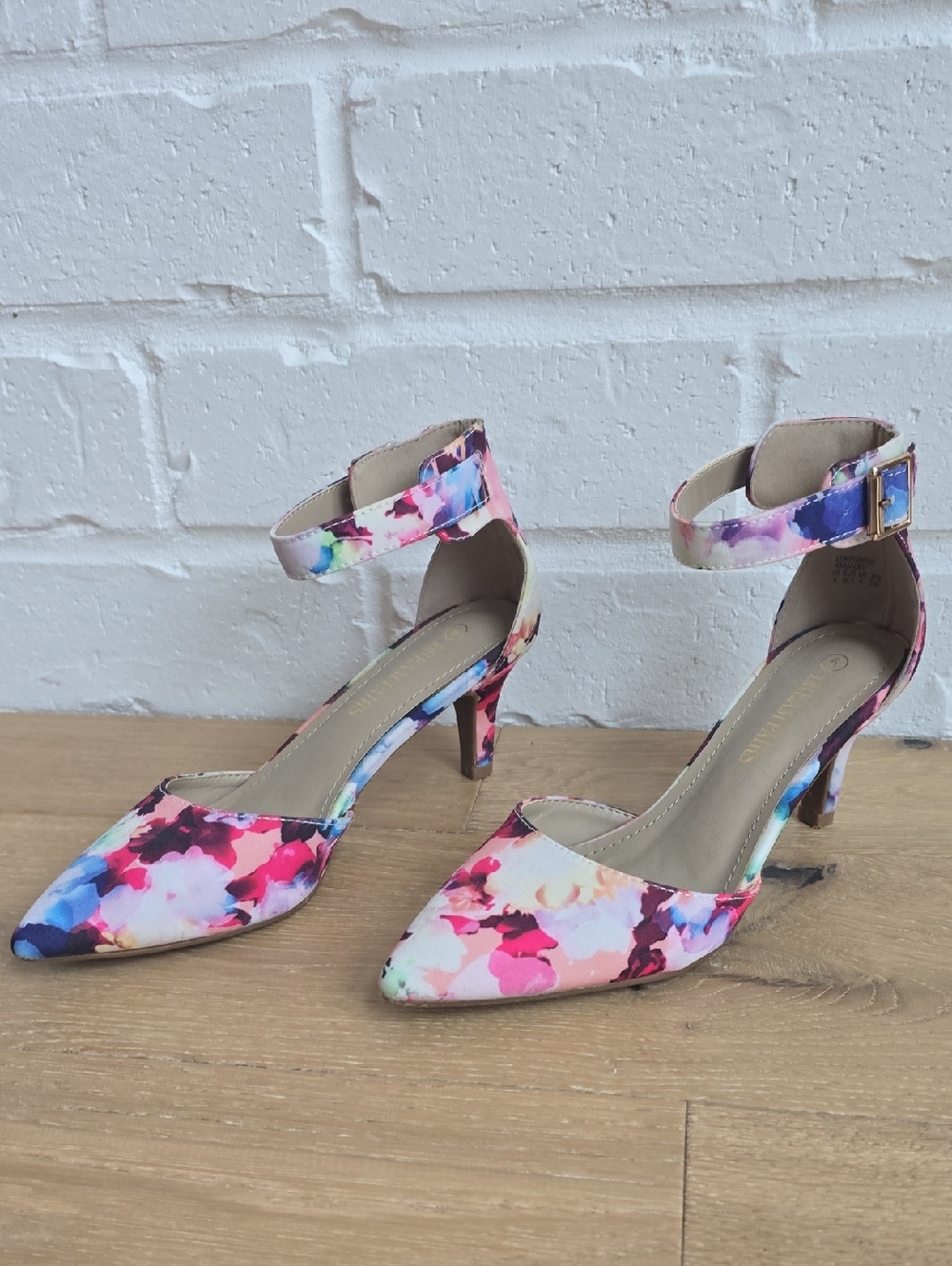 Dream Pairs Multicolor Floral Ankle-Strap Pointed Heels